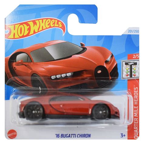Hot Wheels Bugatti Chiron kisautó es méretarány Mattel