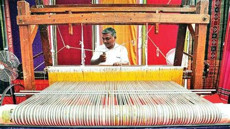 Handloom The Traditional Indian Weaving Technique Educational News