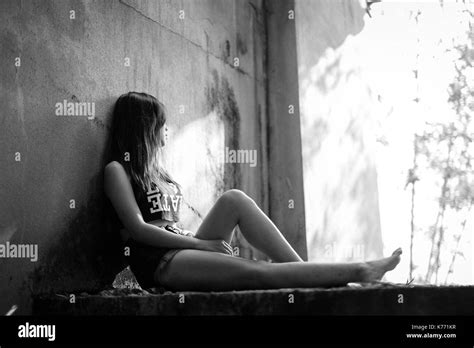 Lonely girl sad Stock Photo - Alamy