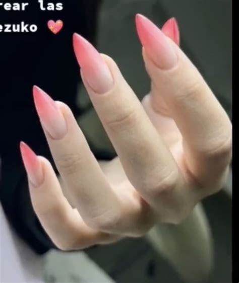 Uñas Nezuko Manicura de uñas Manicura Manicure diseños faciles