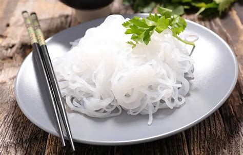 15 Delicious & Low-Carb Shirataki Noodles Recipes – Happy Body Formula