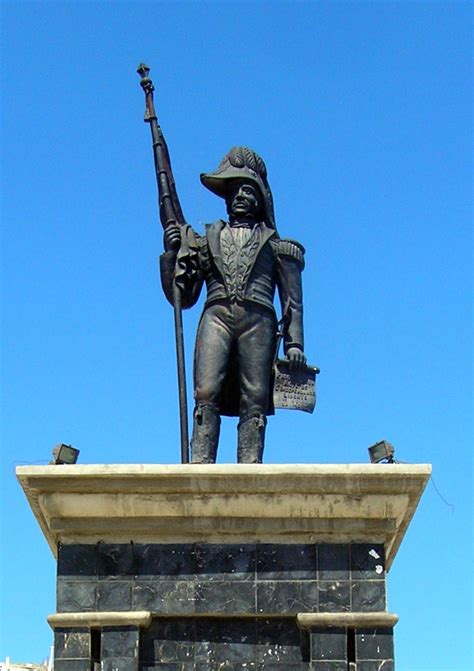 File:Jean Jacques Dessalines statue.jpg - TLP