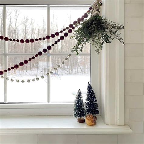 Christmas Window Sill Décor - Soul & Lane