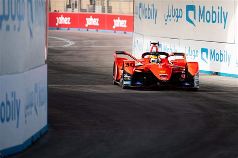 Formel E In Saudi Arabien Oliver Rowland Gewinnt Training Der