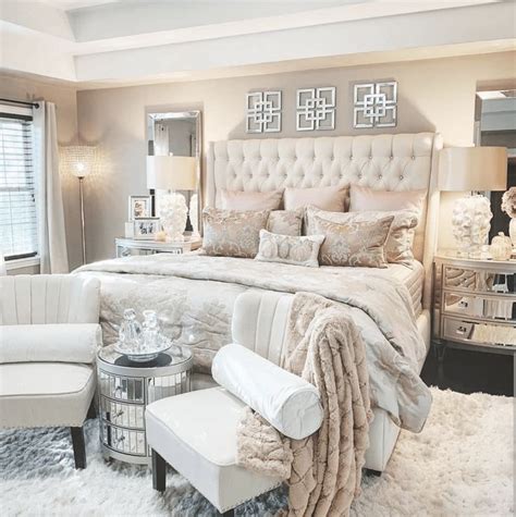 17 Glam Bedroom Ideas To Fulfill Your Luxurious Style Bedroom