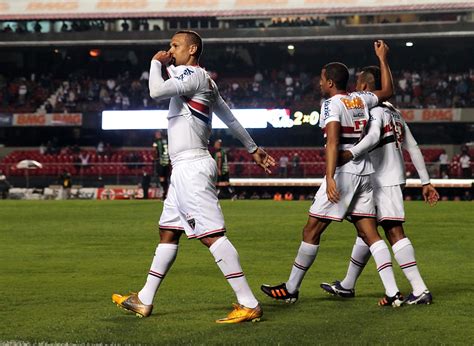 No Morumbi Tricolor Estreia Em Busca De Novo Ares SPFC