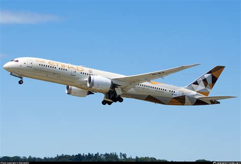 A6 BLK Etihad Airways Boeing 787 9 Dreamliner Photo By Aldo Bidini ID