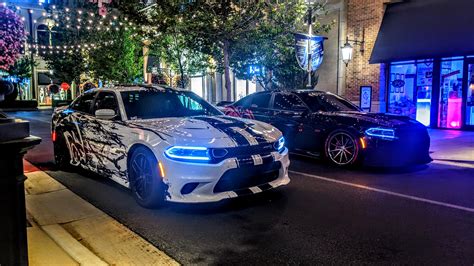 Hellcat or scat pack : r/Charger