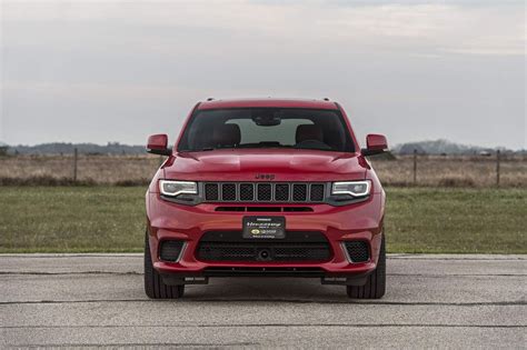 Hennessey Tuned Jeep Grand Cherokee Trackhawk Breaks 1 000 Hp Barrier Drivemag Cars