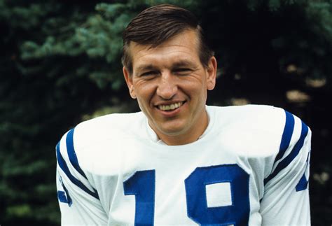 Hall of Fame quarterback Johnny Unitas born on this day in 1933