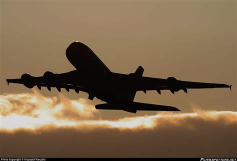 A Edk Emirates Airbus A Photo By Krzysztof Kaczala Id