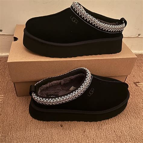 UGG TAZZ PLATFORM BLACK WOMENS SIZE 7 BRAND NEW - Depop