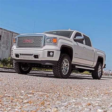 Gmc Denali 1500 With Our 7 Roughcountry Magneride Lift Kit Rcshopbuild Gmc Denali Gmc