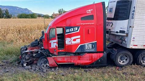 Accidente En P Njamo Conductor De Tr Iler Se Queda Dormido Y Se Sale