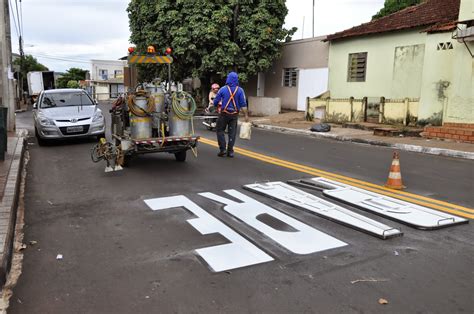 RAIO DA NOTICIA REVITALIZAÇÃO DA SINALIZAÇÃO HORIZONTAL É EXECUTADA