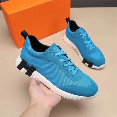 Breathable And Comfortable Leather Round Toe Designer Mens Casual Sneakers Luxury Brand Trainers