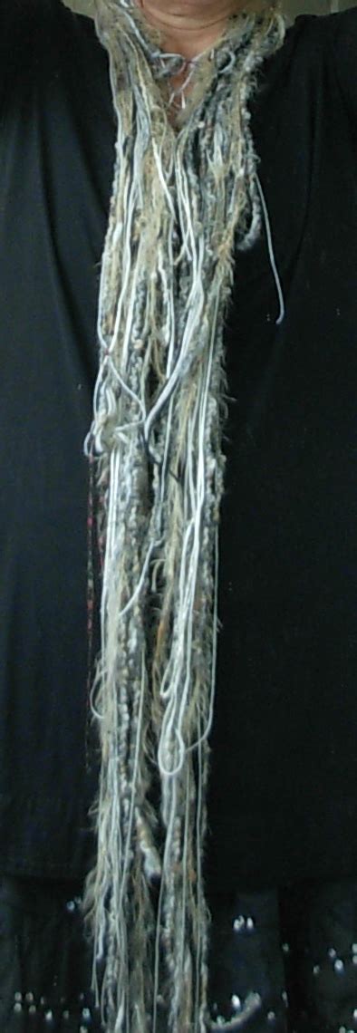 Fringe scarf | In2