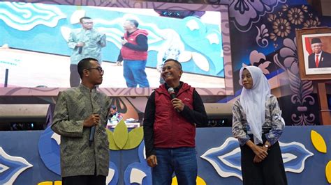 Pkkmb Um Day Dahlan Iskan Pesankan Hidup Sehat Bagi Mahasiswa