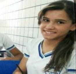 Novinha Pagando Boquete Depois Da Escola