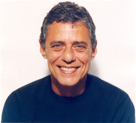 Show de Chico Buarque produção anuncia ponto físico de venda de ingressos