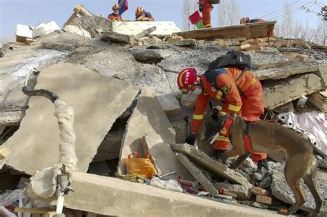 甘肅62強震累計131死、近千傷 災區零下10度救援難 上報 國際