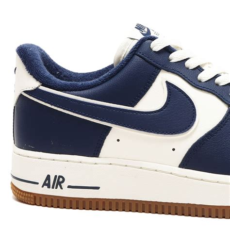 Nike Air Force 1 07 Lv8 Sailmidnight Navy Gum Med Brownatmos（アトモス） 公式オンラインストア