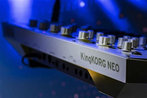 Korg Kingkorg Neo Key Virtual Analog Synthesizer And Vocoder Ck