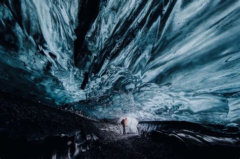 CHRISTMAS & NEW YEAR IN ICELAND - HIDDEN ICELAND