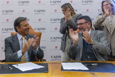 Capri Group debutta nell ospitalità con Rocco Forte