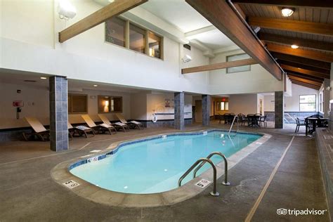 The 10 Best Hotels in Duluth, MN: A Guide to Luxury and Comfort