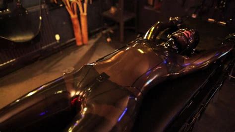 Forumophilia PORN FORUM Latex And Rubber Life Style Page