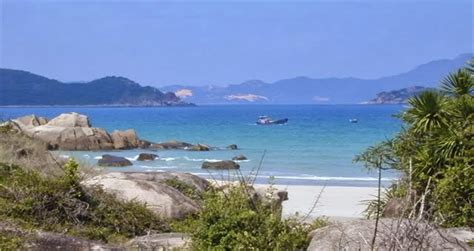 Binh Tien Beach in Ninh Thuan | Beaches | Vietnam Destinations