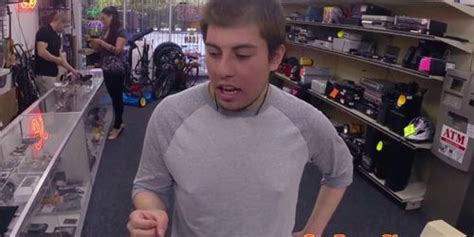 GAY PAWN SHOPS Pawnshop Straight Gets Facial Cum Tnaflix