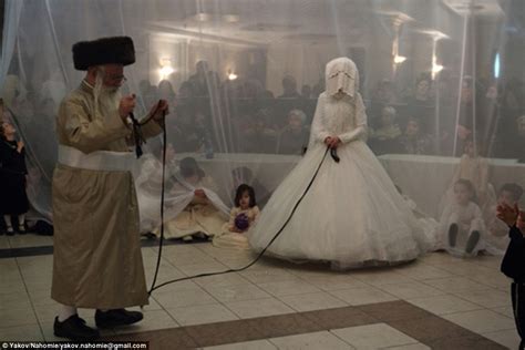 Insight Into The Rituals Performed By Orthodox Jews Daily Mail Online