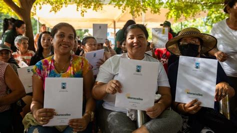 Alcalde De Maracaibo Entrega 459 Nomenclaturas En San Isidro