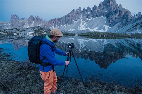 Mastering the Geared Tripod Head: Your Camera's Ultimate Companion