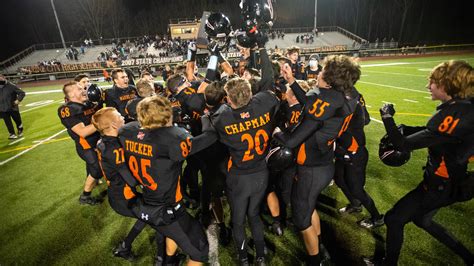 Marine City Football Blanks Denby Wins District Championship