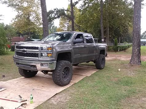 2014 Chevy Silverado 1500 Lift Kit Shocks