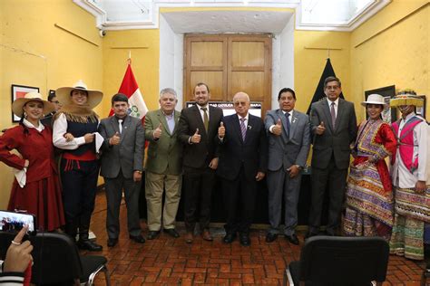 Ucsm Rinde Homenaje A La Blanca Ciudad Por Su Aniversario De