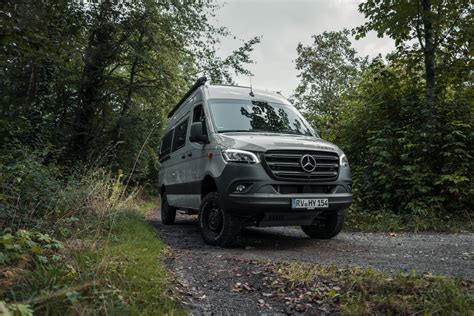 Mercedes Benz Ecampus In Untert Rkheim Er Ffnet