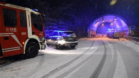 Tragedia Sulla Cossato Valle Mosso Donna Muore Nello Scontro Con Un