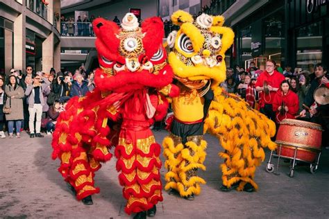 Lion Dance Kicks Off Chinese New Year In Scotland BBC News