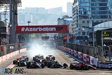 Sprint Race Start Baku City Circuit Racefans