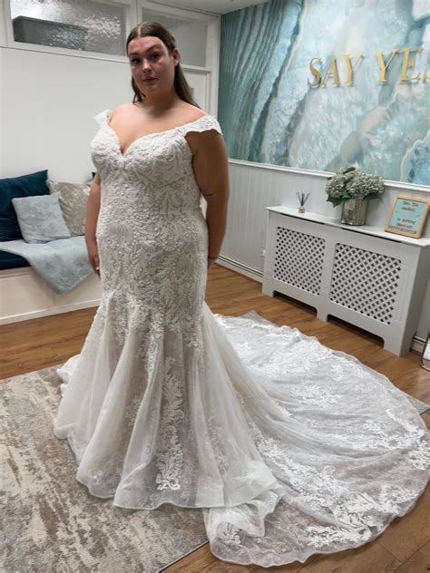 Piper Plus Size Mermaid Fitted Wedding Dress Chameleon Dorset