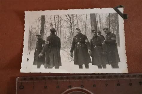 Altes Foto Gruppe Soldaten Rmelband Deutsche Wehrmacht Eur