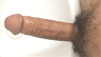 Se Minha Tia Ver Eu Esfregando O Pau Na Pia Do Banheiro Dela Ela Me Mata XVIDEOS