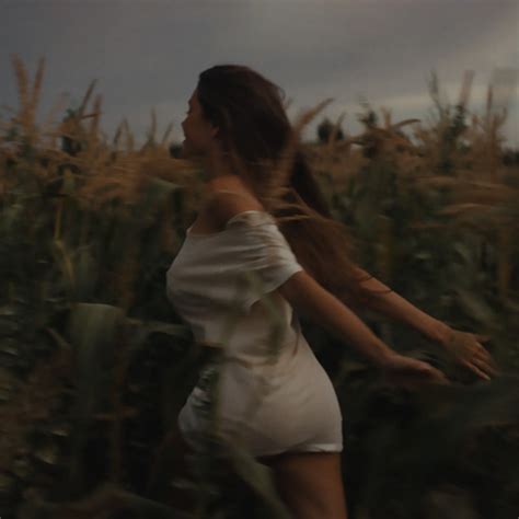 Νέο Music Video Madison Beer Spinnin SounDarts gr