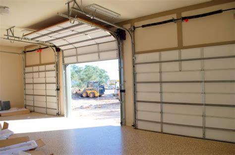 Reliable Garage Door Repairers Grip Elements