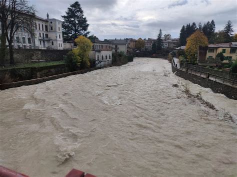 Maltempo Friuli Venezia Giulia Esondato Il Rio Canale Ad Avasinis E Il