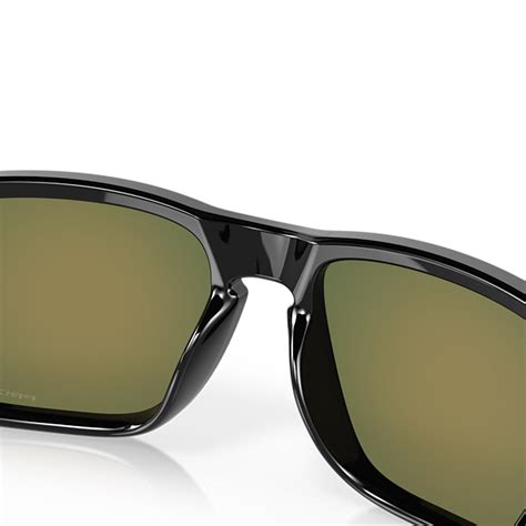 Oakley Holbrook Sunglasses | Uncrate Supply